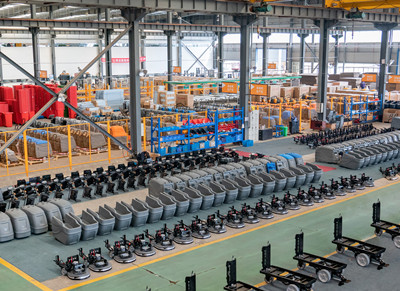 揚子X2手推式洗地機(jī)在勝達(dá)包裝投入使用